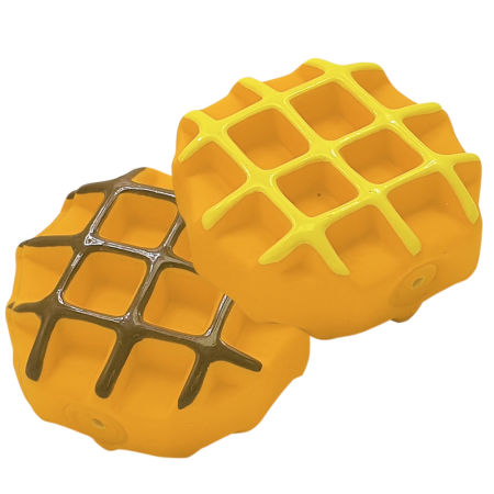 Lateksowa zabawka dla psa Nobby Waffeln 7cm - pachnące gofry czekolada lub cynamon - Nobby zdjęcie 2